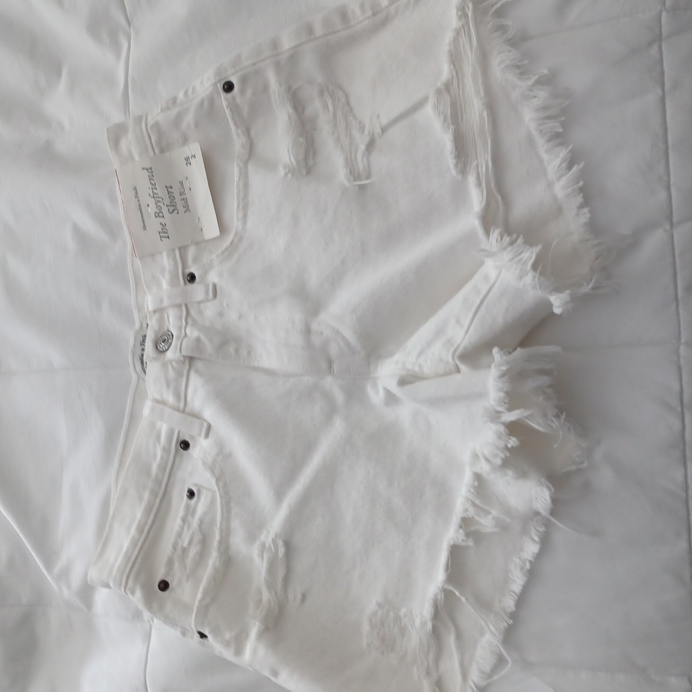 Abercrombie & Fitch Boyfriend shorts
